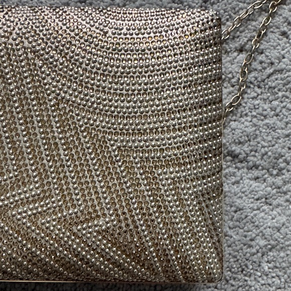 Lulu Townsend Gold Chain Clutch - Picture 4 of 5
